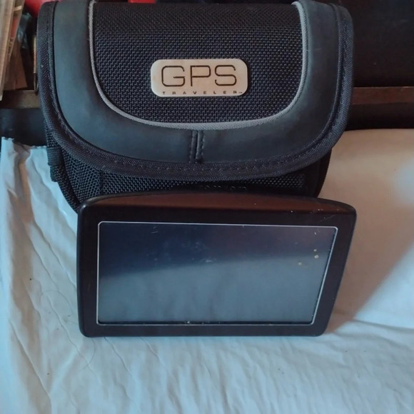 Tomtom gps - Picture 1 of 3